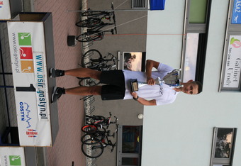 (photo)