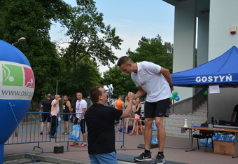 (photo)